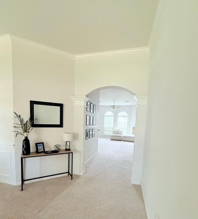 Foto del edificio - 6338 Big Oak Canyon Dr