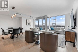 Building Photo - 1289 Hornby St