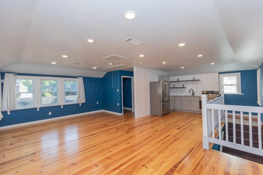 Foto principal - 1710 S Polk St