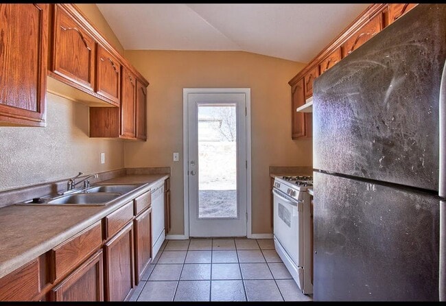 Foto del edificio - 14729 Cactus View Ct