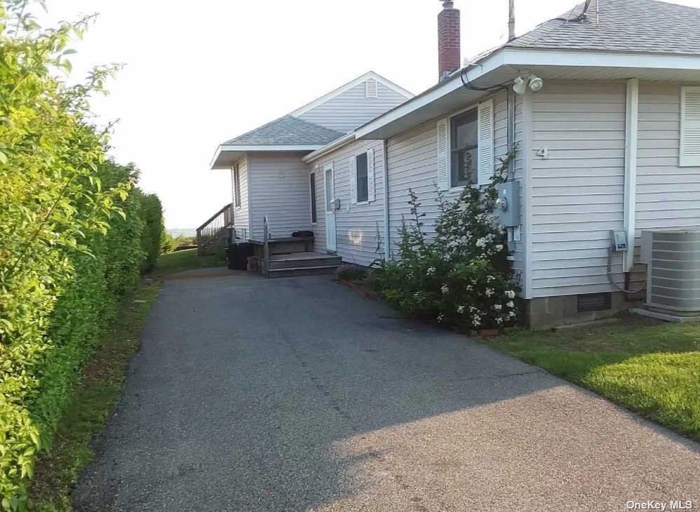 4 Shore Rd, Patchogue, NY 11772 House Rental in Patchogue, NY