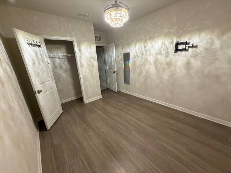 Foto del edificio - 327 Raspberry Rd