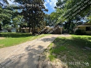 Building Photo - 1009 Towering Oaks Dr