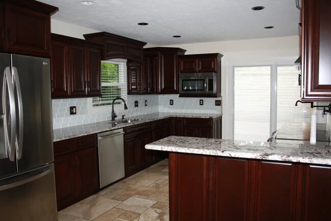 Foto del edificio - 1515 E Maxwell Ln