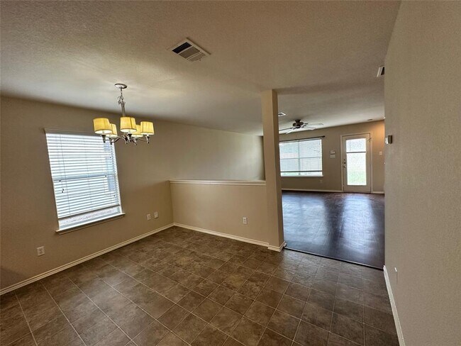 Foto del edificio - 1505 Davis Mountain Loop