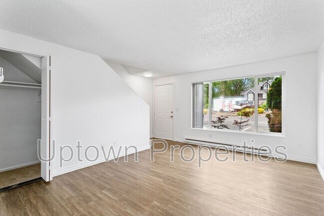 Foto del edificio - 13000 NW Cornell Rd