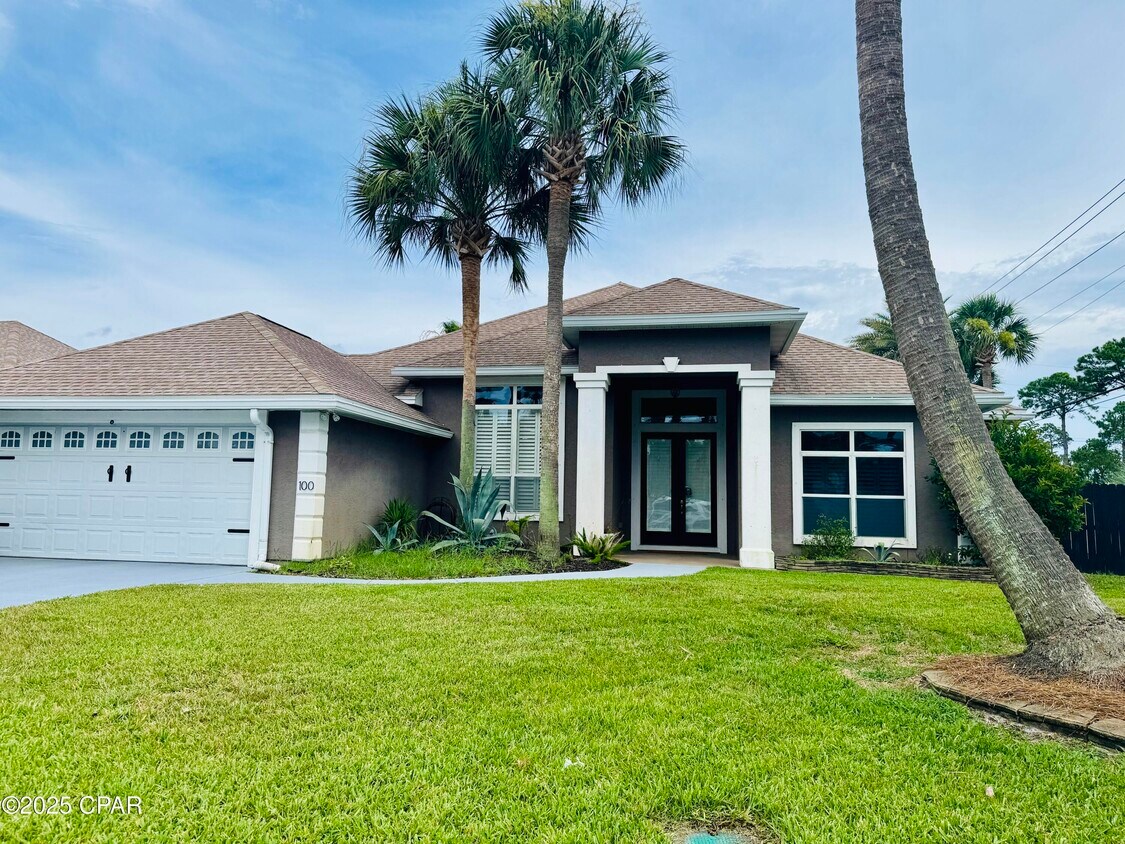 Primary Photo - 100 Palm Bay Blvd