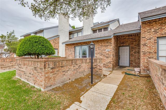 Foto del edificio - 3229 Devonshire Dr