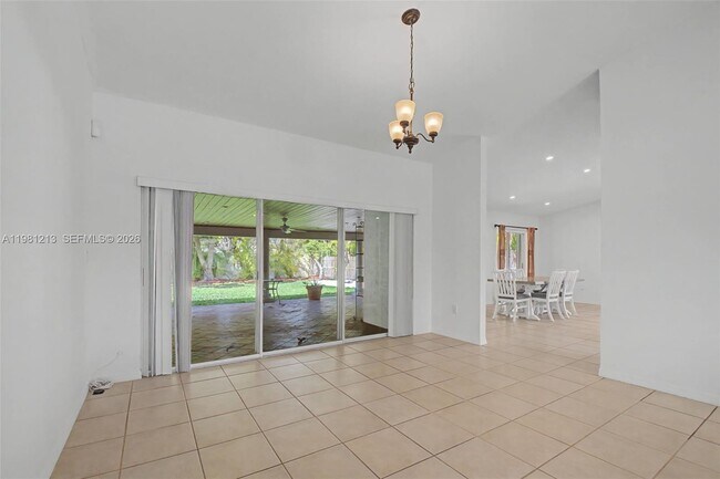 Foto del edificio - 19920 Cutler Ct