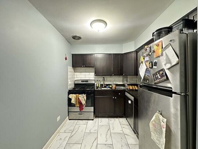 Foto del edificio - 1515 W Morse Ave