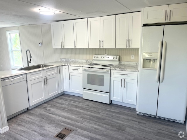 Building Photo - 2388 Case Ln