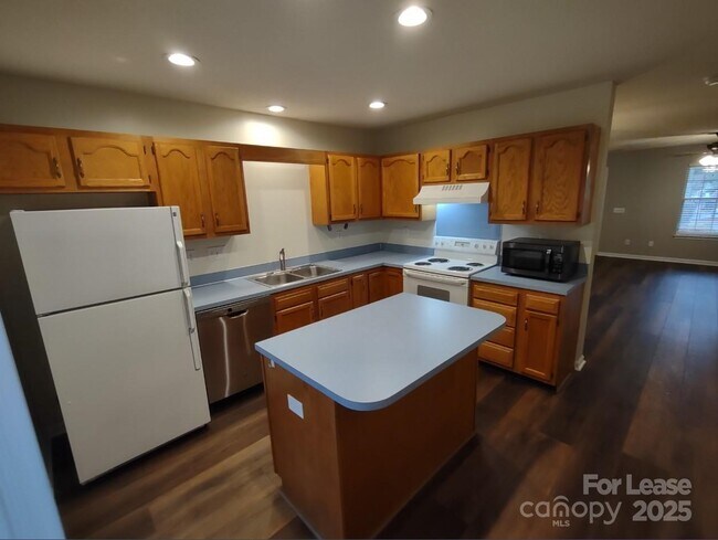 Foto del edificio - 5719 Prescott Ct