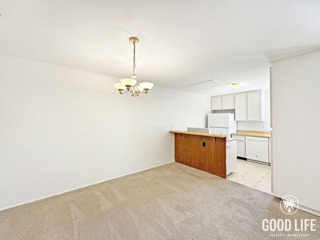 Foto del edificio - 2B/2BA in the Westwood Community of Rancho Bernardo featuring Air Conditioning and 2-car detached...
