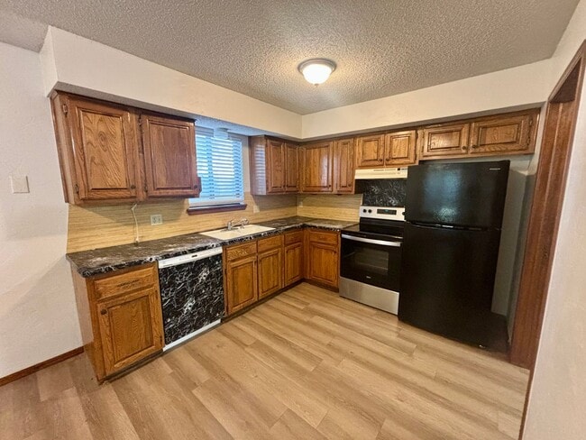 Building Photo - Charming 3 Bedroom 1.5 Bath in Midwest City