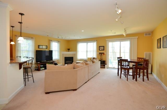 Building Photo - 1183 Meadow Lark Way