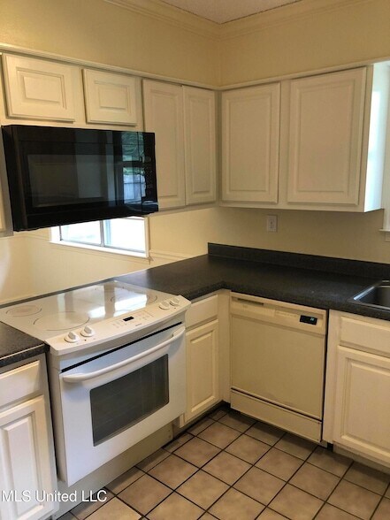 Foto del edificio - 8341 Old Forge Rd