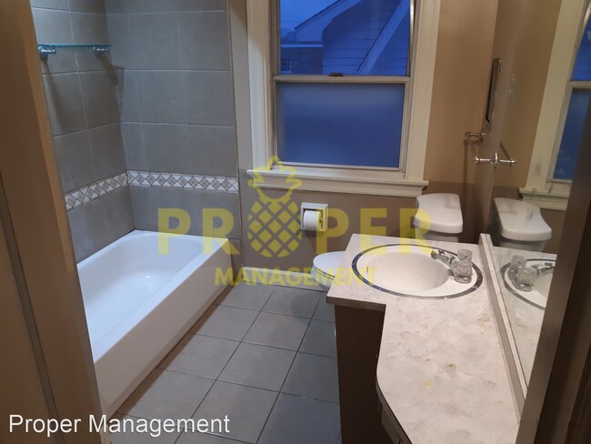 Foto del edificio - 3 br, 1.5 bath House - 31 W Hillcrest Ave
