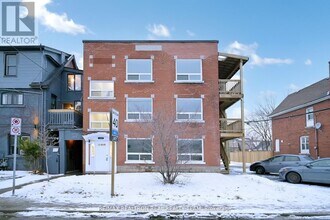 Building Photo - 195 Balmoral Ave N