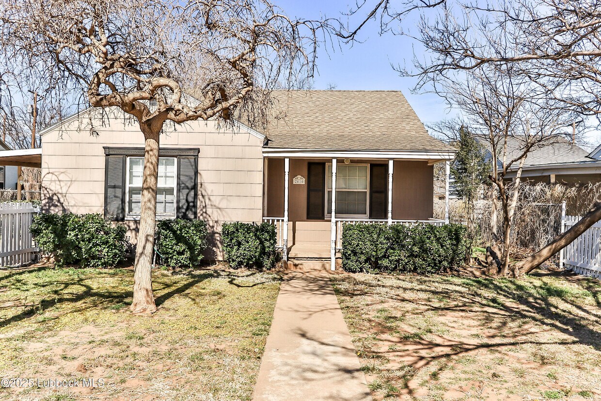 Foto principal - 2414 30th St