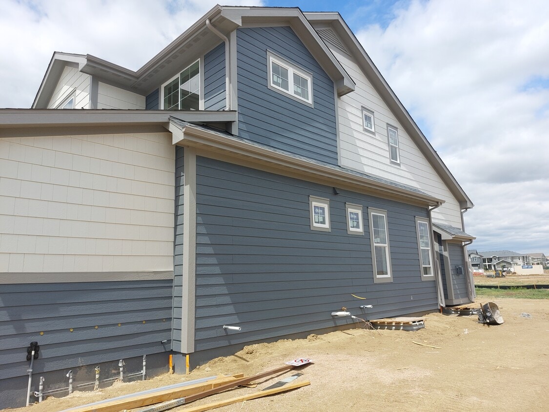 Building Photo - 4131 Greenhorn Dr