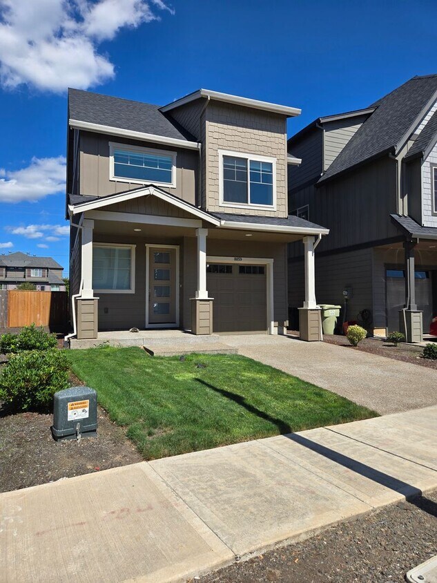 Foto principal - Terrific Orenco Station area 4 BR, 3.5 BA ...
