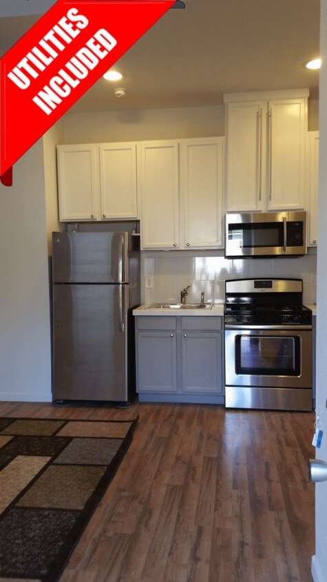 Kitchen - 100 W Sugarloaf St