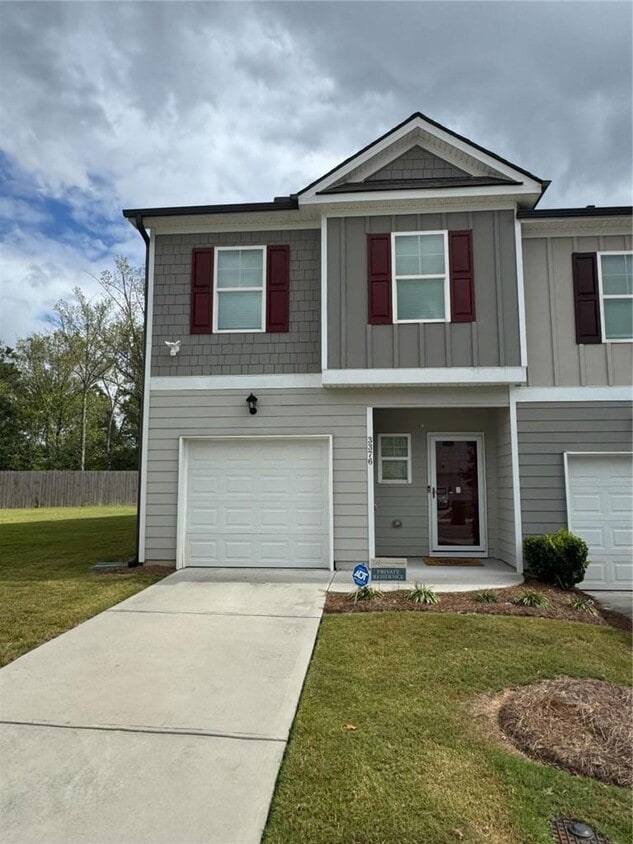 Foto principal - 3376 Highbury Way