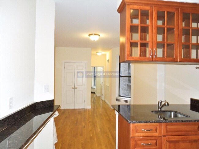 Building Photo - 360 West 119th Street
