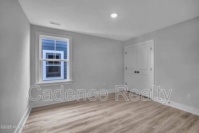 Building Photo - 602 Bladen St