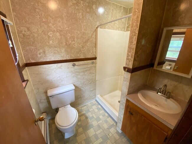 Foto del edificio - 631 King Philip St