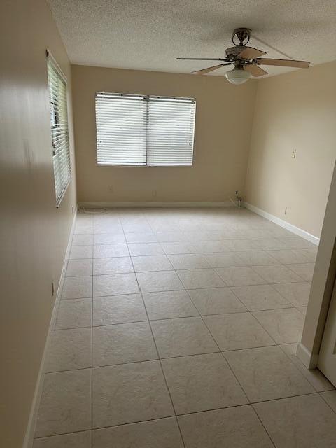 Foto del edificio - 9235 SW 8th St