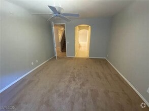 Building Photo - 9420 San Laguna