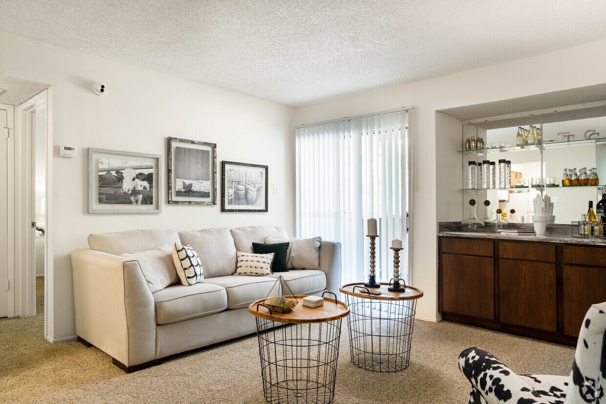 Foto principal - Chimneys Apts.