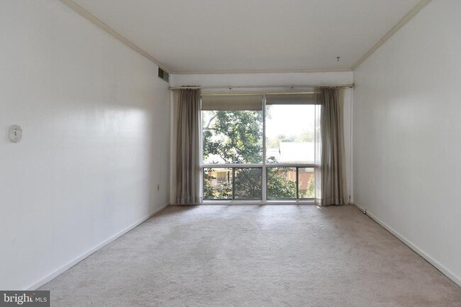 Foto del edificio - 7336 Lee Hwy