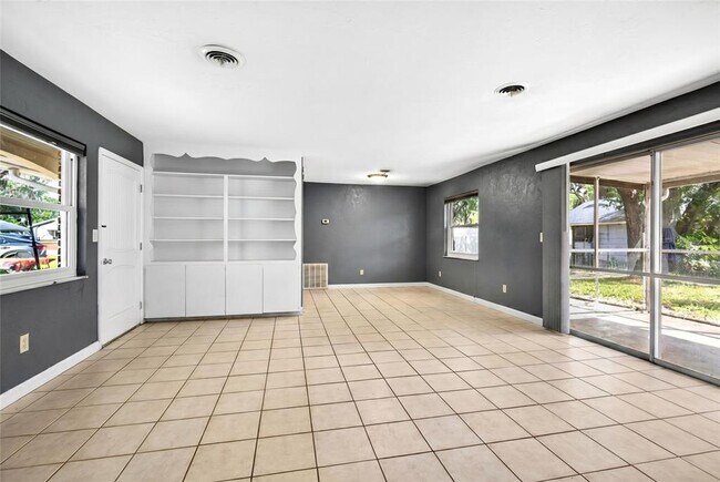 Foto del edificio - 2622 SW 35th Ave