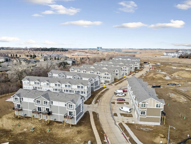 Building Photo - 20859 T Plz