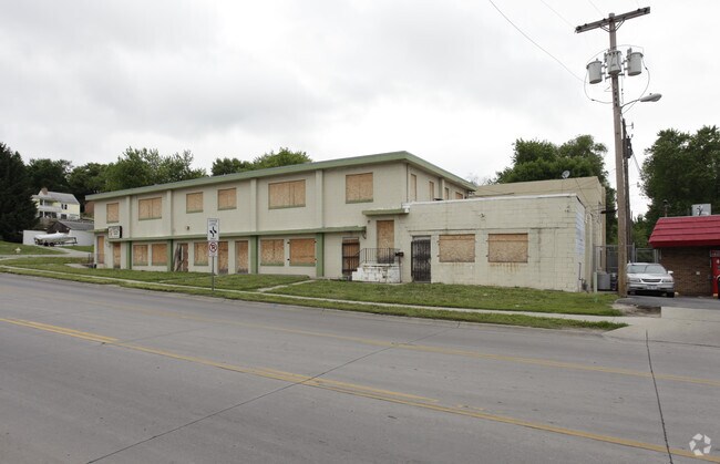 Foto del edificio - 6624 Blondo St