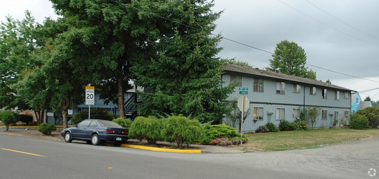 Building Photo - Parkview Terrace