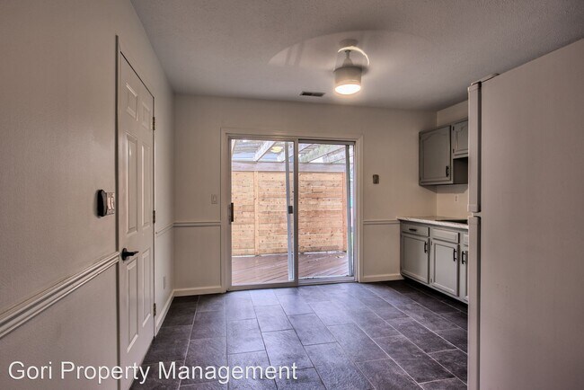 Building Photo - 3 br, 2 bath House - 516 Thomas