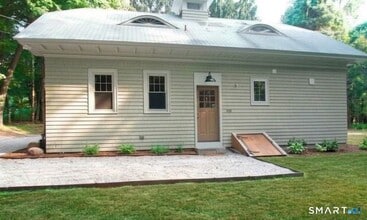 Building Photo - 531 Mill Hill Terrace