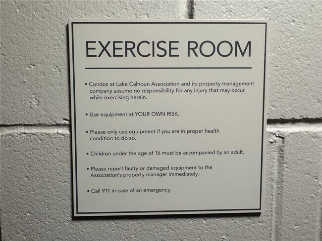 Foto del edificio - 3150 Excelsior Blvd