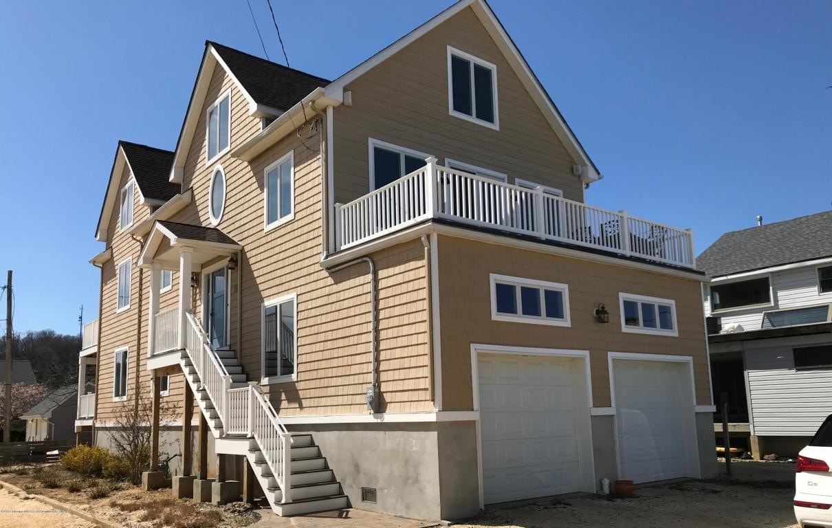 Primary Photo - 253A E Ocean Ave