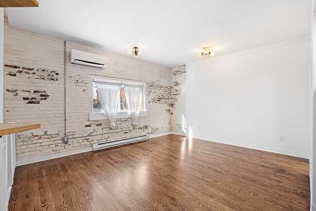 Foto del edificio - 116 Turner St