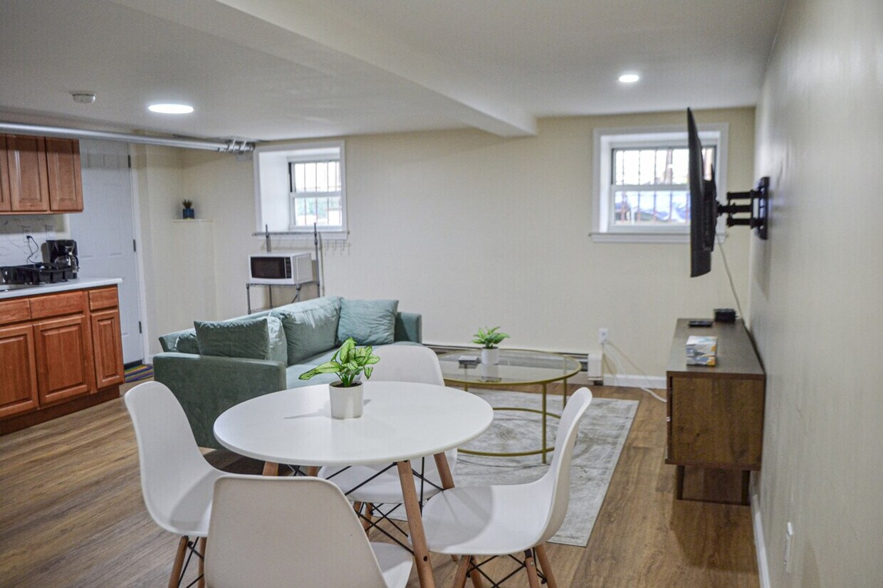 Foto principal - 4105 Fort Hamilton Pkwy