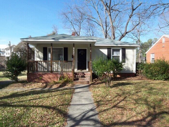 Ranch Home in NODA Area of Charlotte w/ Fe... House Rental in Charlotte, NC