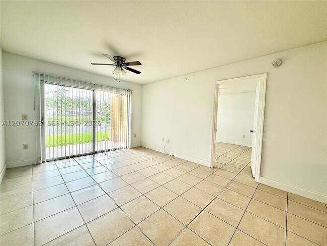Foto del edificio - 4171 San Marino Blvd