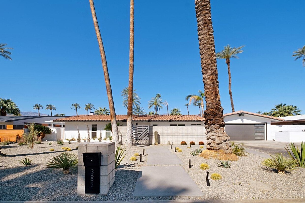 Foto principal - 36951 Marber Dr