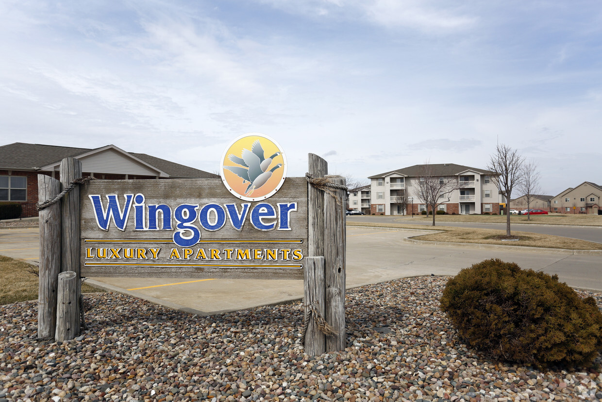 Primary Photo - Wingover Luxury Apartments and Townhomes