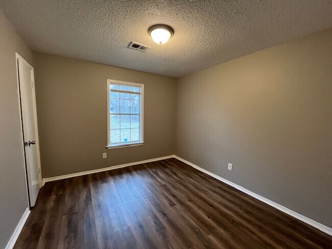 Foto del edificio - Renovated 3 Bedroom 1.5 Bath Home for Rent!