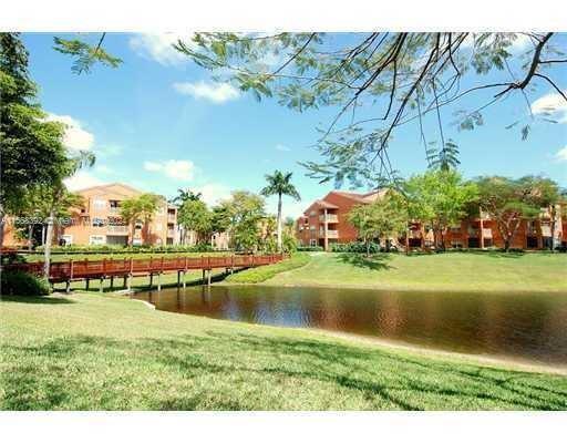 Foto del edificio - 1780 Palm Cove Blvd